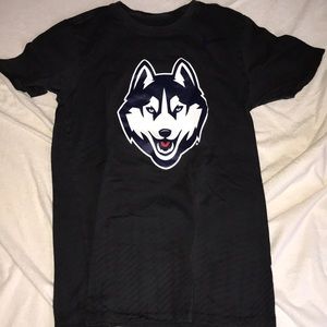 UCONN NIKE TEE